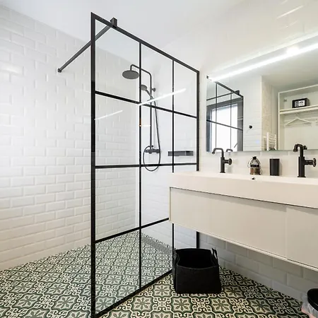 Apartment Hauzify I Martinez