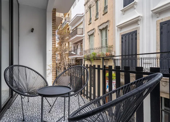 Hauzify I Martinez *