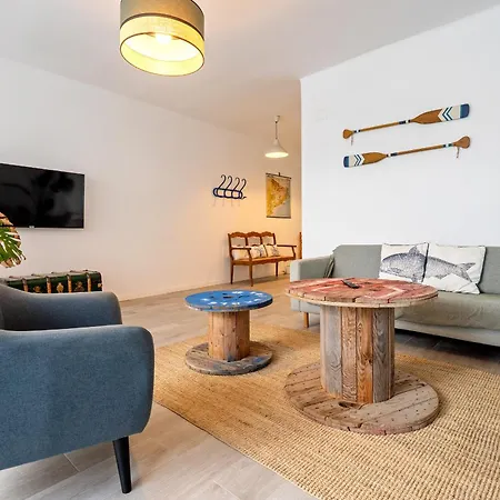 Hauzify I Martínez *